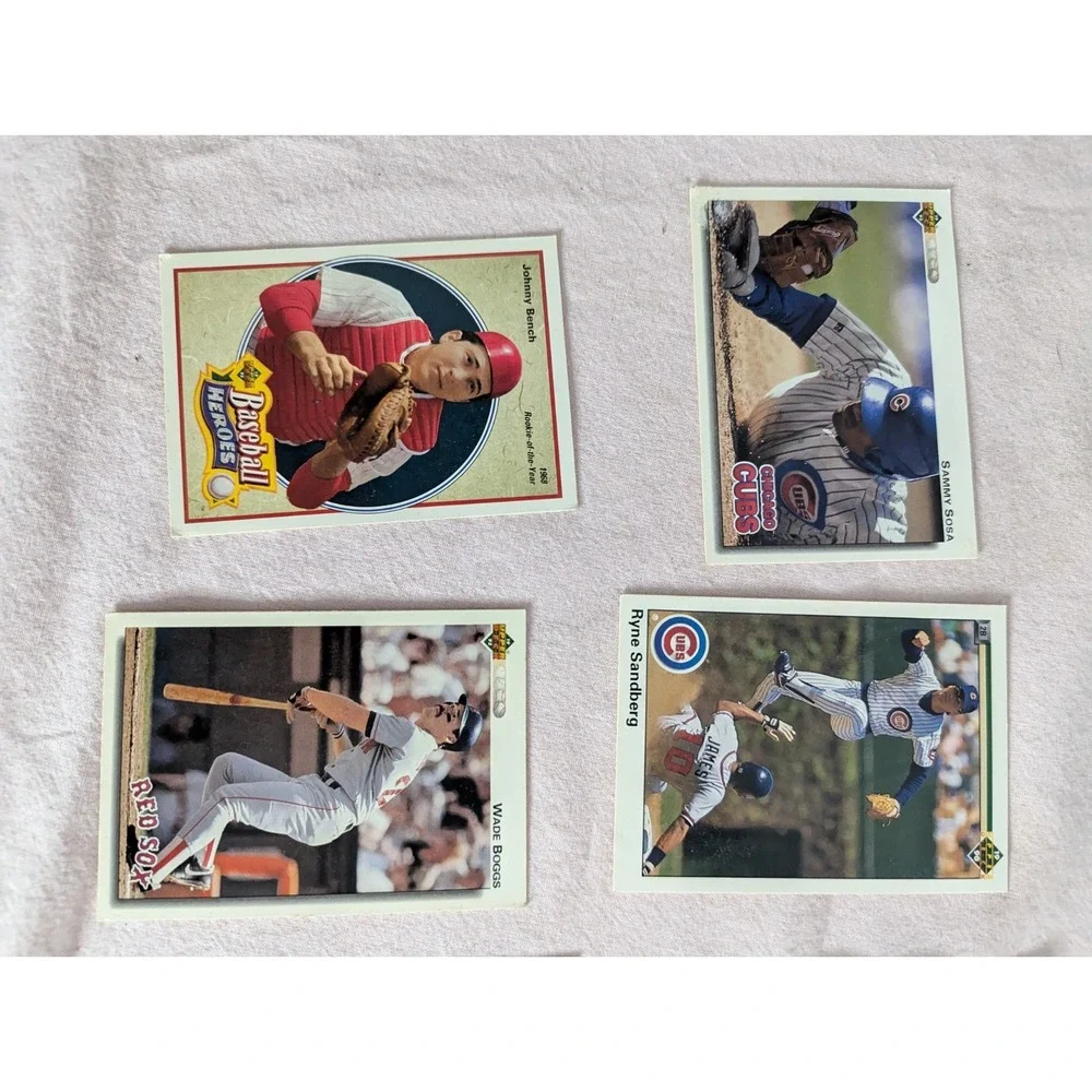 VTG 1990‎ 92 Baseball card lot Johnny Bench Sammy Sosa Greg Maddux Pascual Perez